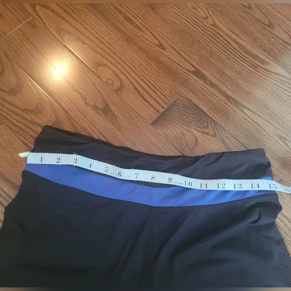 Capris, great condition, medium - Picture 5 of 5